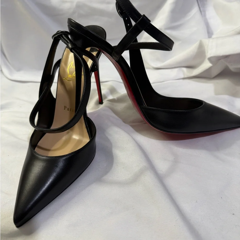 Christian Louboutin Jenlove
100 mm Strappy pumps - Kid leather W/Size 41 US/11 - Picture 6 of 12